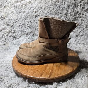 Chaco Womens Size 9 Nubuck Hopi Mid Calf Leather Wool Fawn Brown Suede Boots